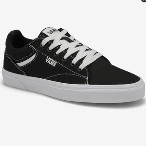 Vans Seldan black/ white lace up sneakers